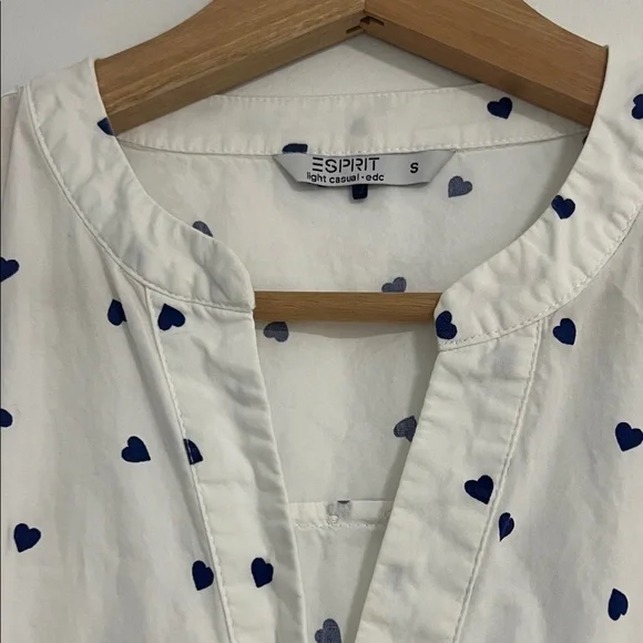Esprit White Blouse with Navy Heart Accents - Picture 2 of 9
